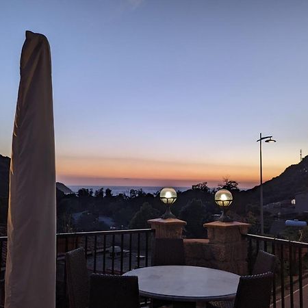 Le Porto T3 55M2 Vue Mer Immeuble Traditionnel En Pierre De Taille Avec Prestations Exceptionnelles Barbecue Ordinateur Videosurveillance Terrasse Panoramique Extérieur photo