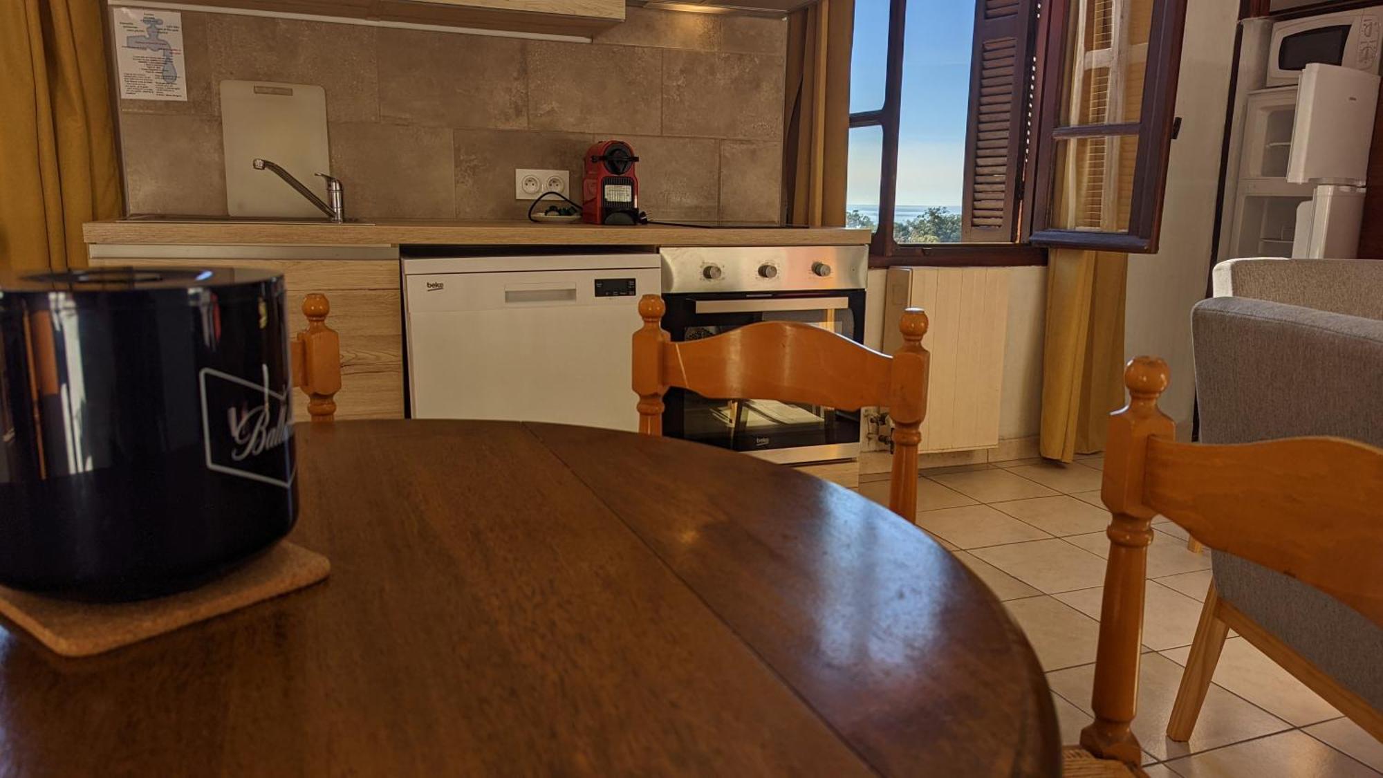 Le Porto T3 55M2 Vue Mer Immeuble Traditionnel En Pierre De Taille Avec Prestations Exceptionnelles Barbecue Ordinateur Videosurveillance Terrasse Panoramique Extérieur photo