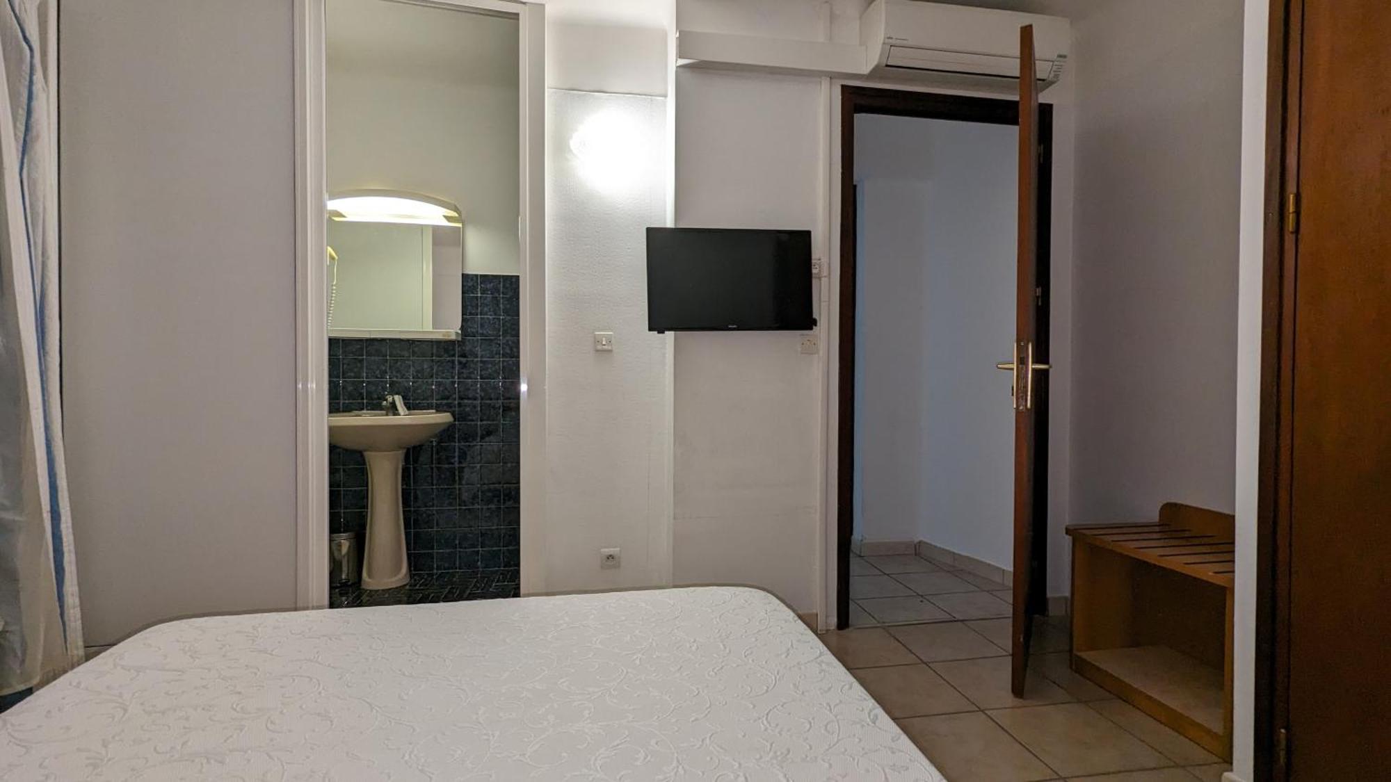 Le Porto T3 55M2 Vue Mer Immeuble Traditionnel En Pierre De Taille Avec Prestations Exceptionnelles Barbecue Ordinateur Videosurveillance Terrasse Panoramique Extérieur photo
